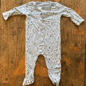 Magnetic Me onsie size 6 to 9 months